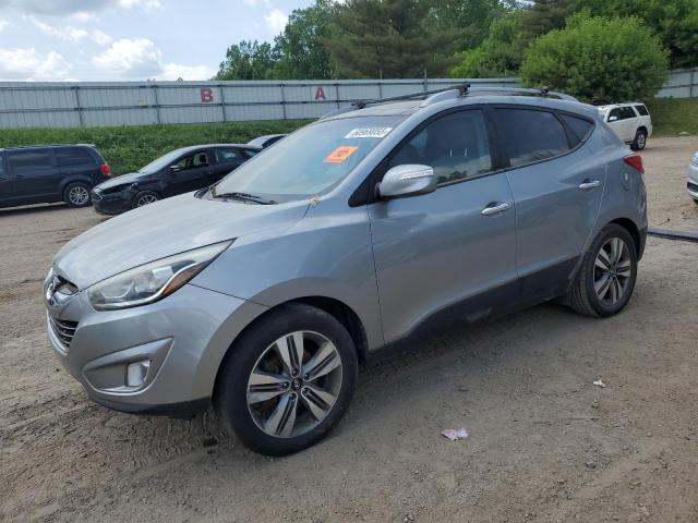  Salvage Hyundai TUCSON