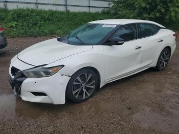 Salvage Nissan Maxima