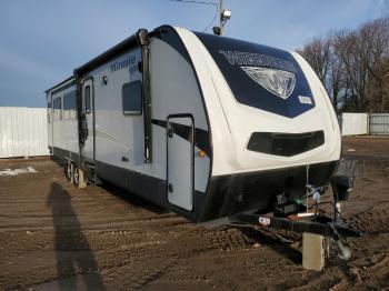  Salvage Winnebago Minnie