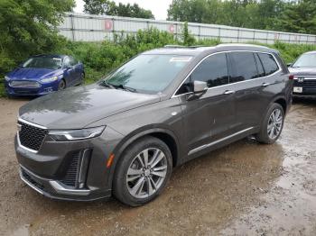  Salvage Cadillac XT6