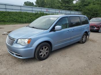  Salvage Chrysler Minivan