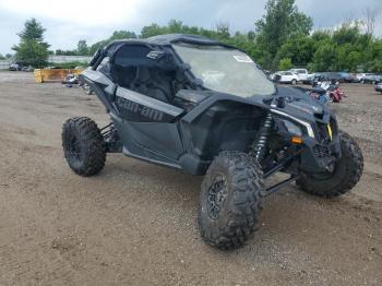  Salvage Can-Am Maverick