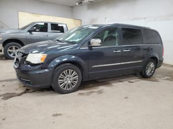  Salvage Chrysler Minivan