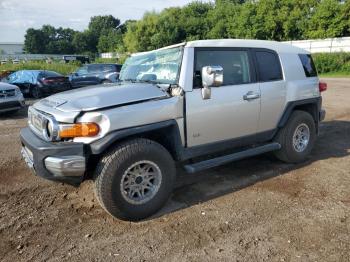  Salvage Toyota FJ Cruiser