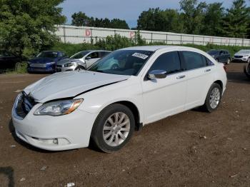  Salvage Chrysler 200