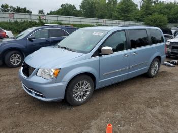  Salvage Chrysler Minivan