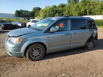  Salvage Chrysler Minivan