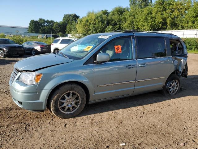  Salvage Chrysler Minivan