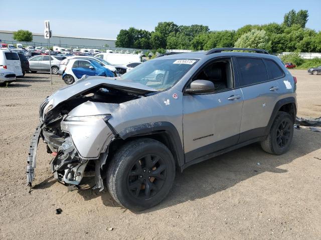  Salvage Jeep Cherokee