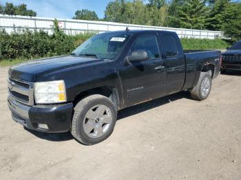 Salvage Chevrolet Silverado K1500 Lt