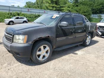  Salvage Chevrolet Avalanche