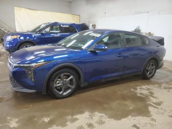  Salvage Kia K4 Lx