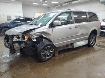  Salvage Dodge Caravan