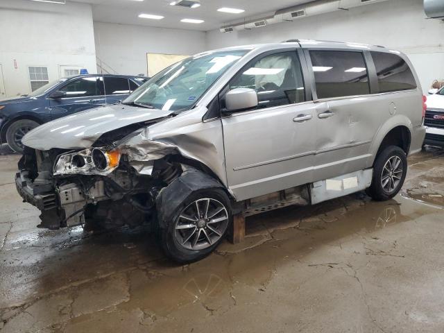  Salvage Dodge Caravan