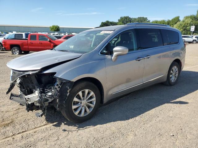  Salvage Chrysler Pacifica