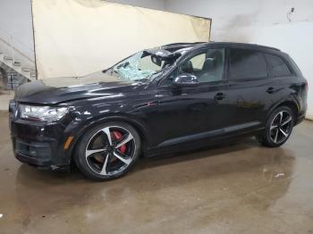  Salvage Audi Q7