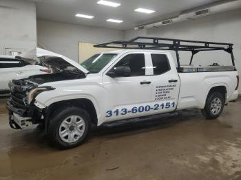  Salvage Toyo Tundra