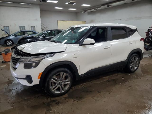  Salvage Kia Seltos