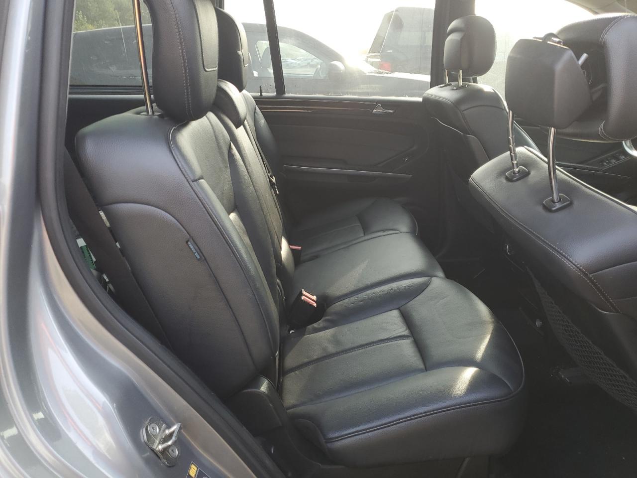 Mercedes-Benz G-Class 450 4matic Image 9