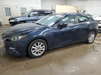  Salvage Mazda 3