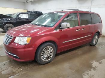  Salvage Chrysler Minivan