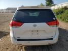 Toyota Sienna Le Image 13