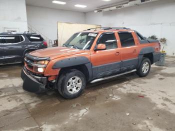  Salvage Chevrolet Avalanche