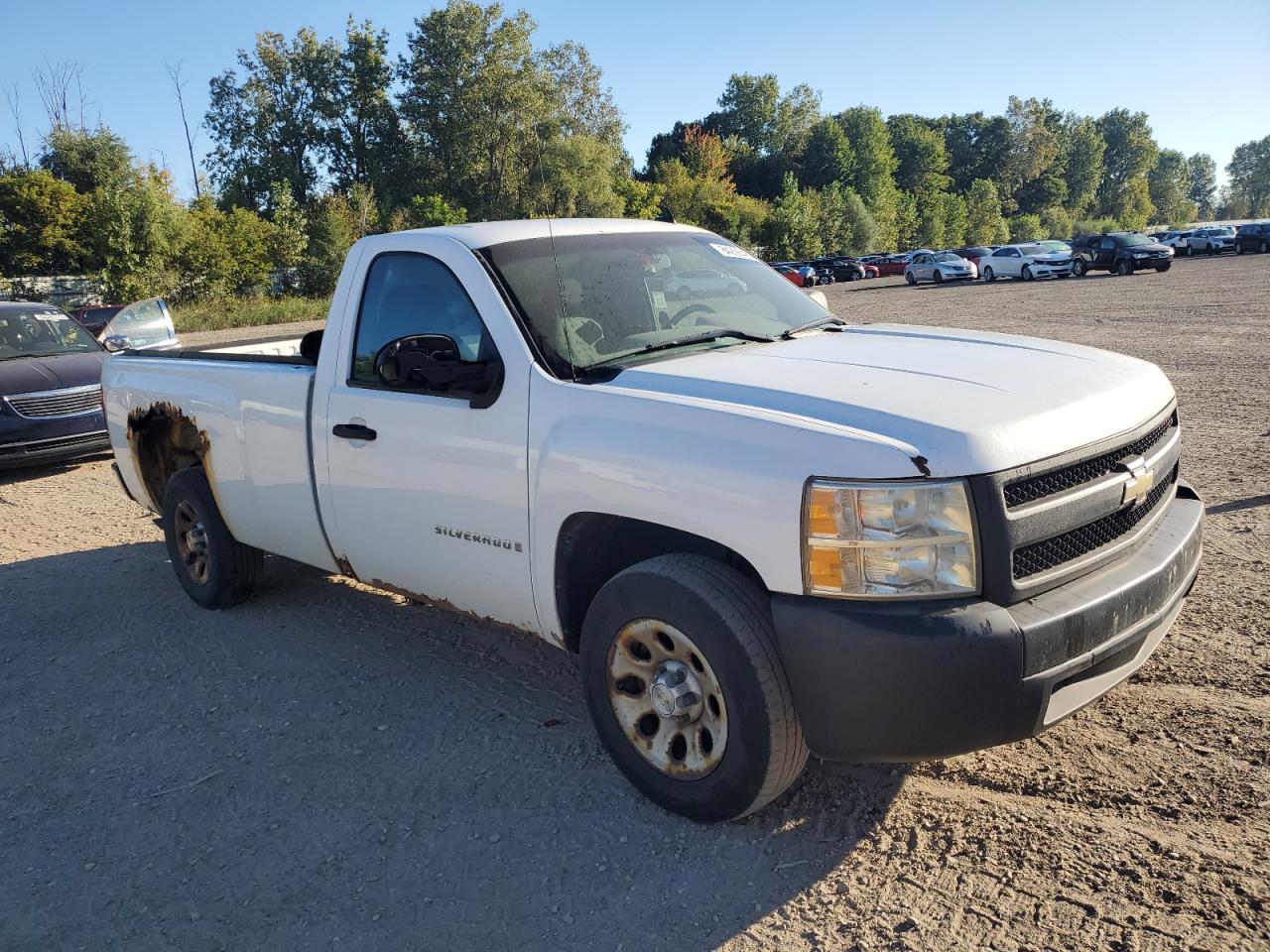 Chevrolet Silverado C1500 Image 2