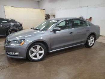  Salvage Volkswagen Passat