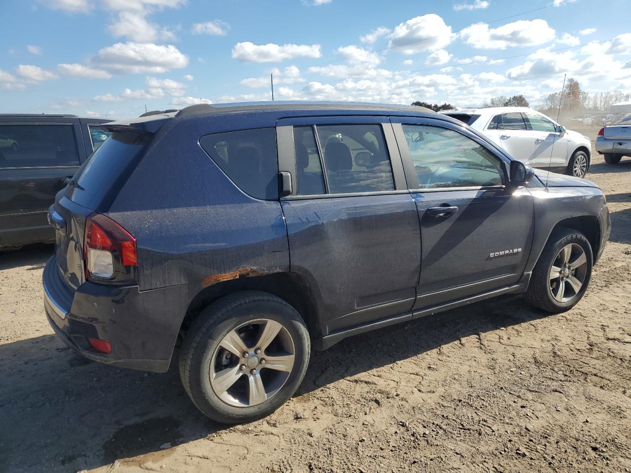 Jeep Compass Latitude Image 3