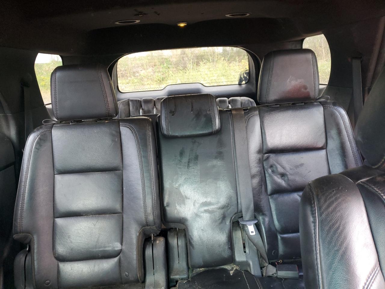 Ford Explorer Xlt Image 2