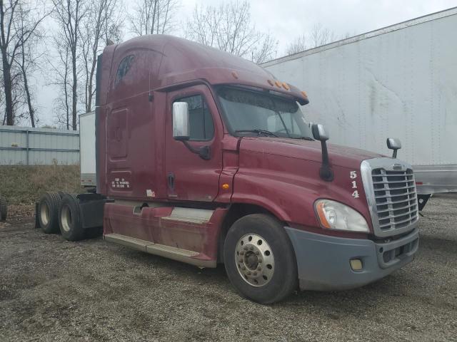  Salvage Freightliner Cascadia 1
