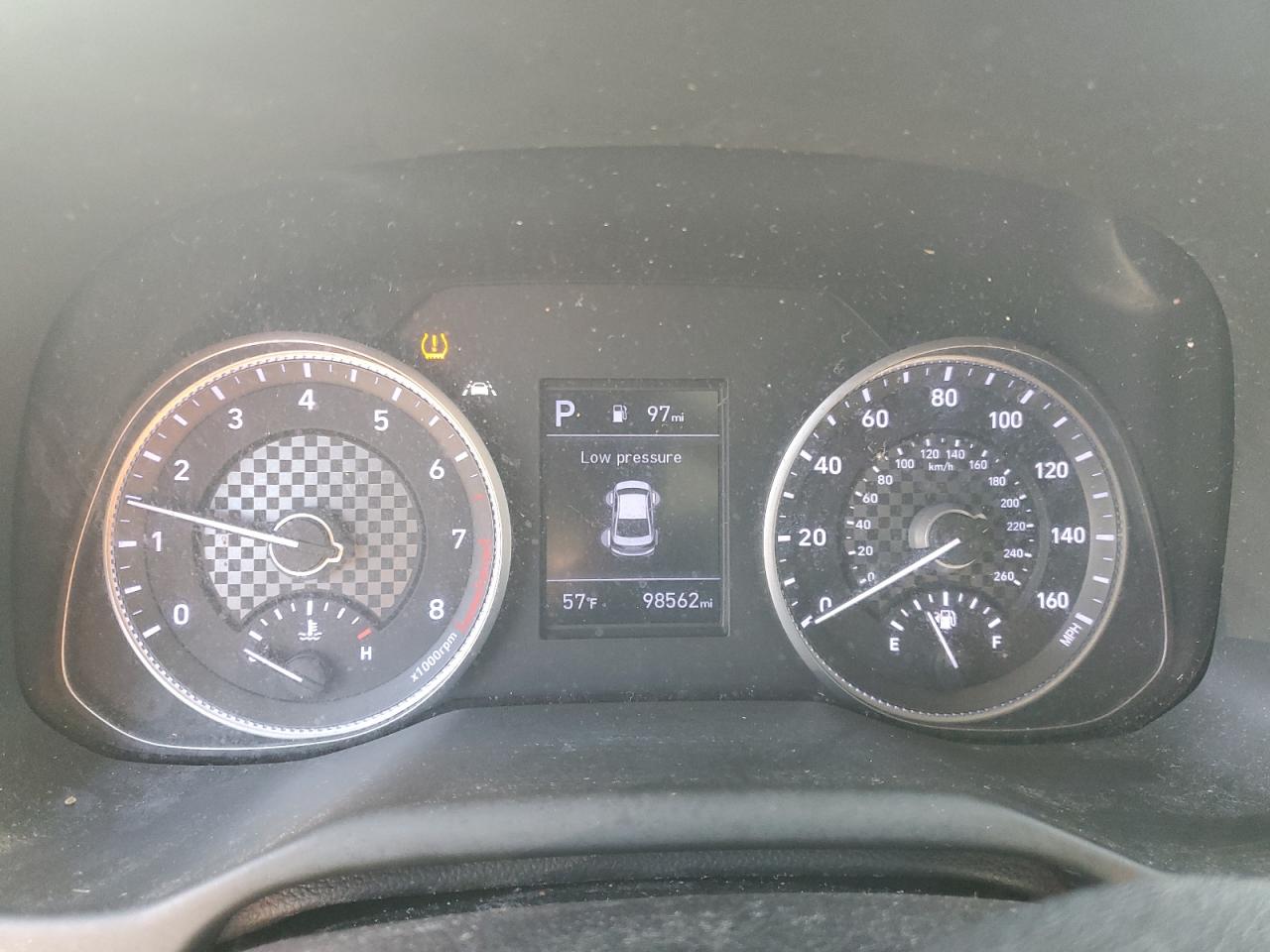 Hyundai ELANTRA Sel Image 8