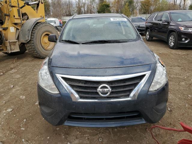 Nissan Versa S Image 2