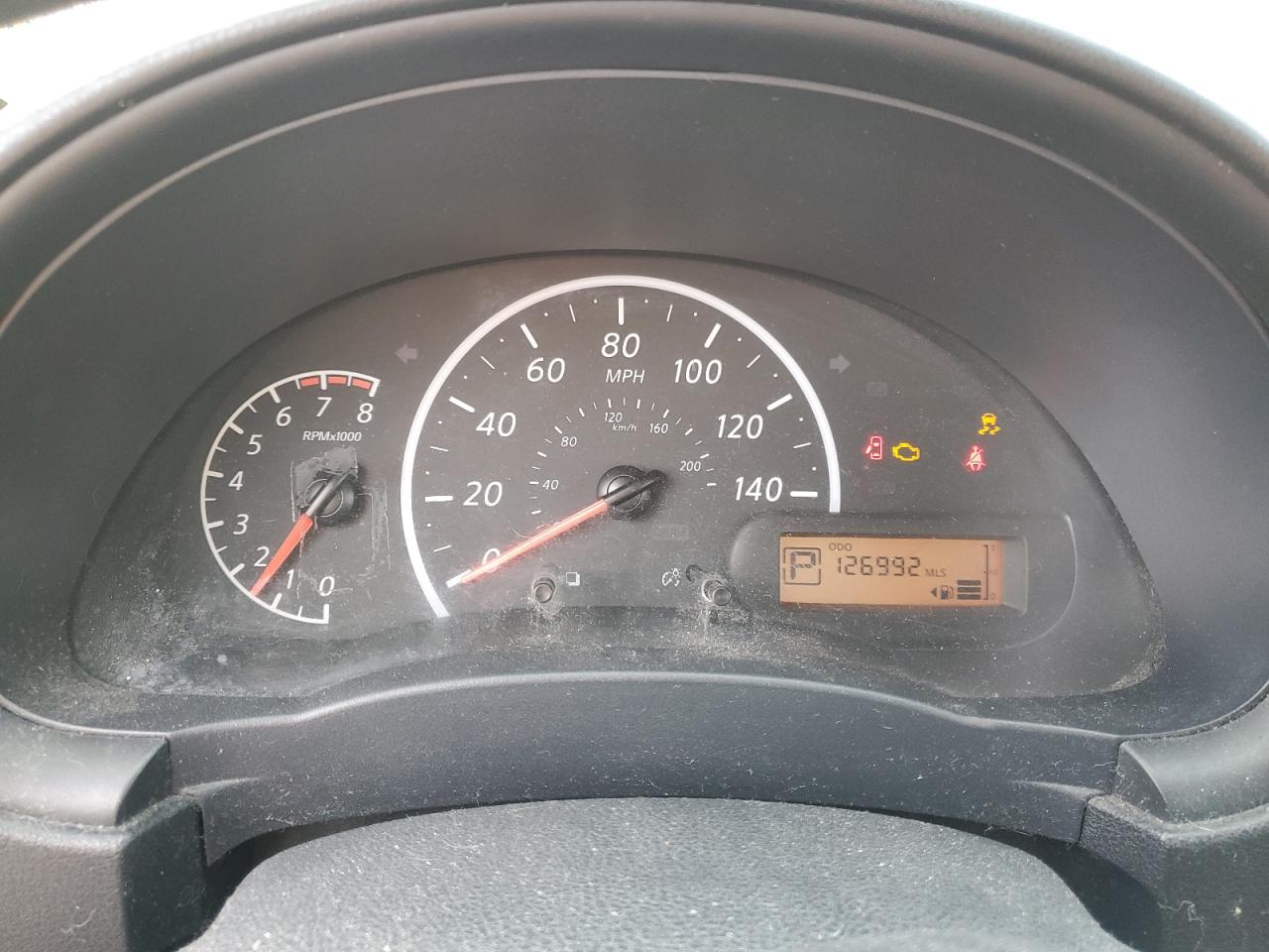 Nissan Versa S Image 4