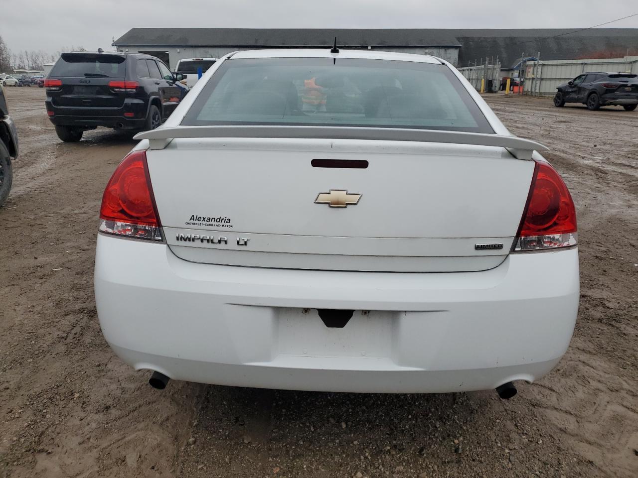 Chevrolet Impala Lt Image 10