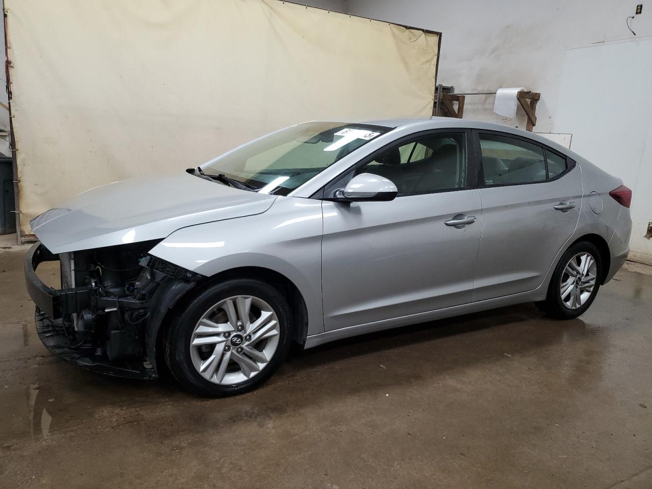 Hyundai ELANTRA Sel Image 1