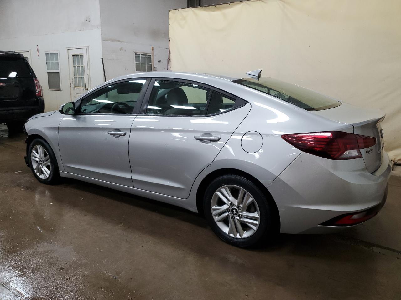 Hyundai ELANTRA Sel Image 4