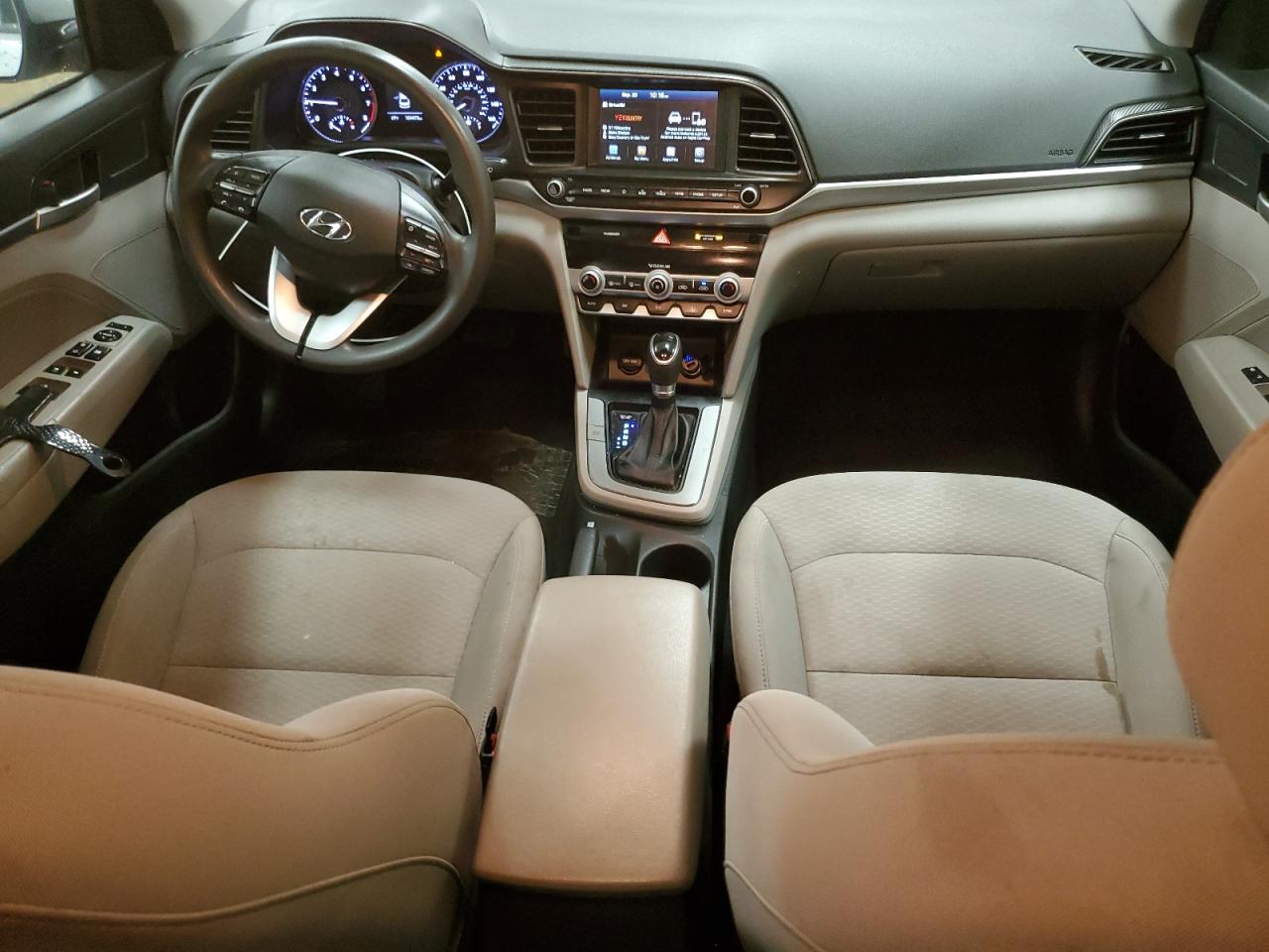 Hyundai ELANTRA Sel Image 9