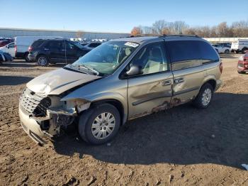  Salvage Chrysler Minivan