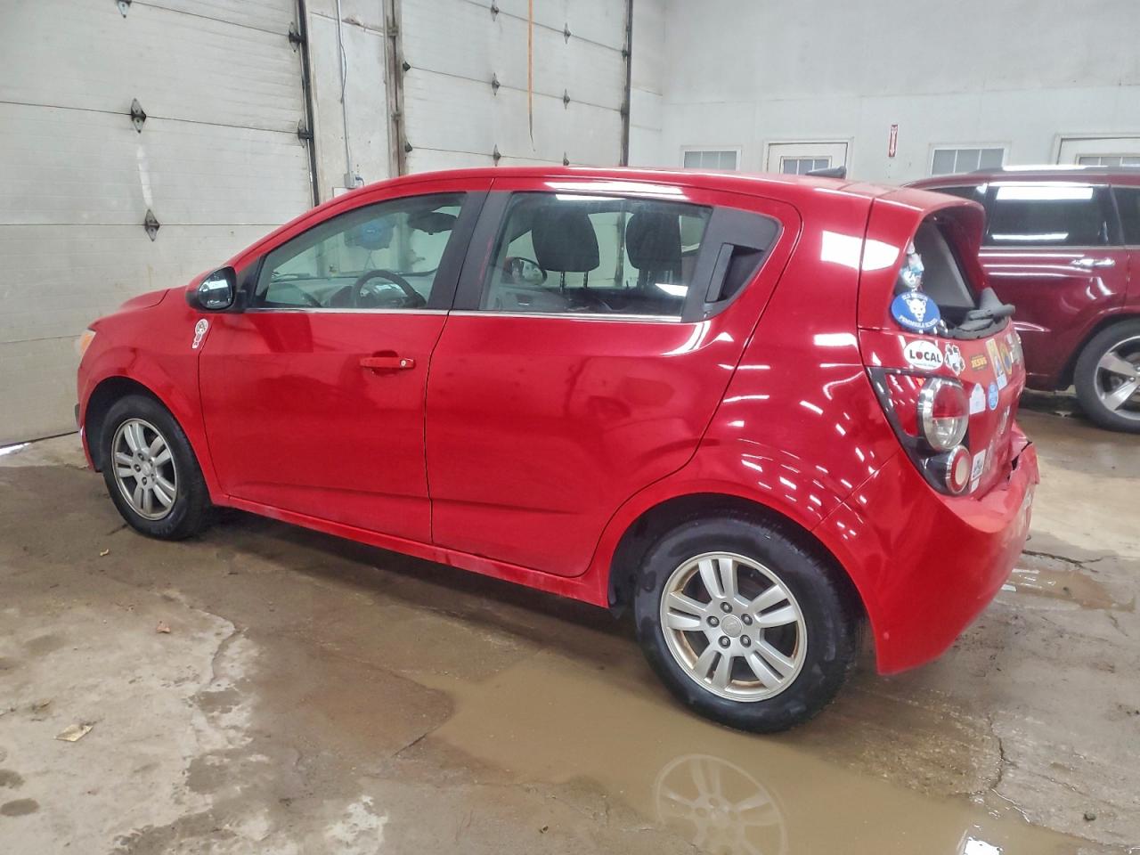 Chevrolet Sonic Lt Image 2