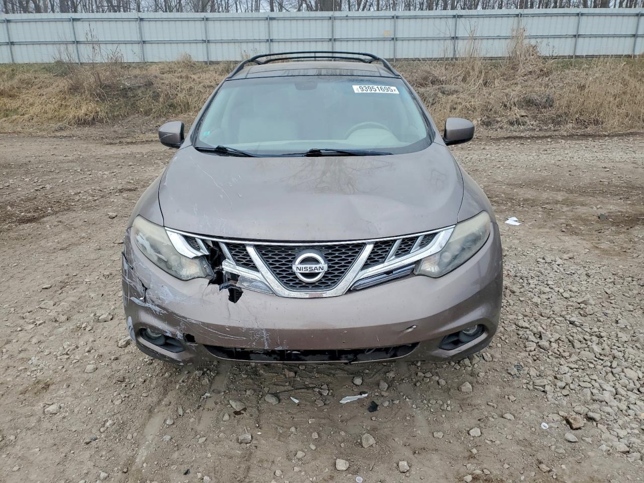 Nissan Murano S Image 3