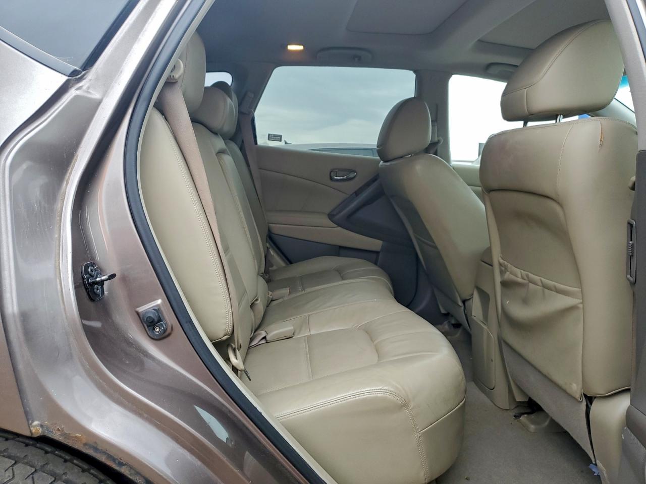 Nissan Murano S Image 12