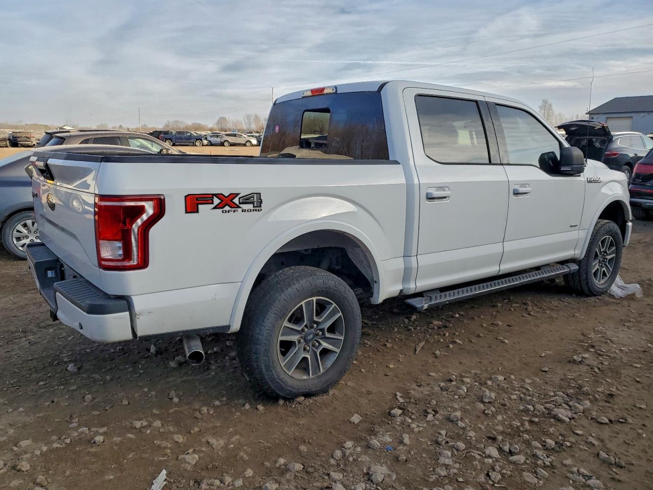 Ford F-150 Supercrew Image 4