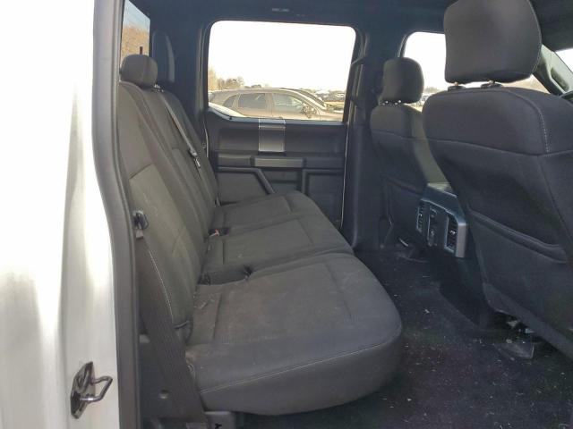 Ford F-150 Supercrew Image 8