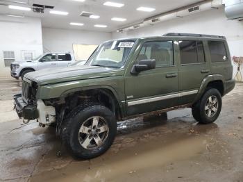  Salvage Jeep Commander
