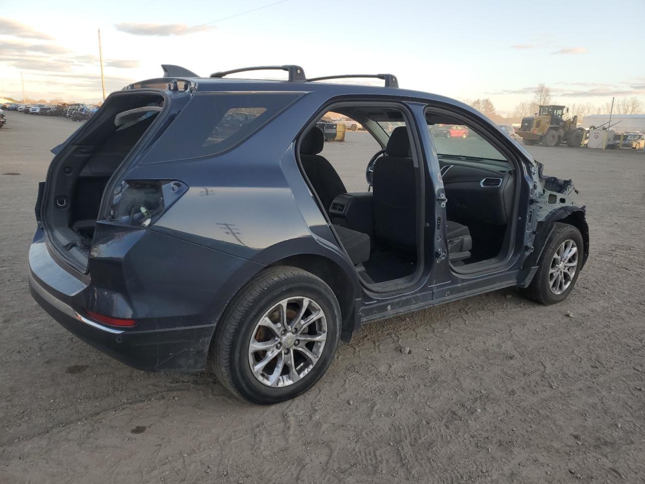 Chevrolet Equinox Lt Image 2