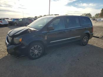  Salvage Chrysler Minivan