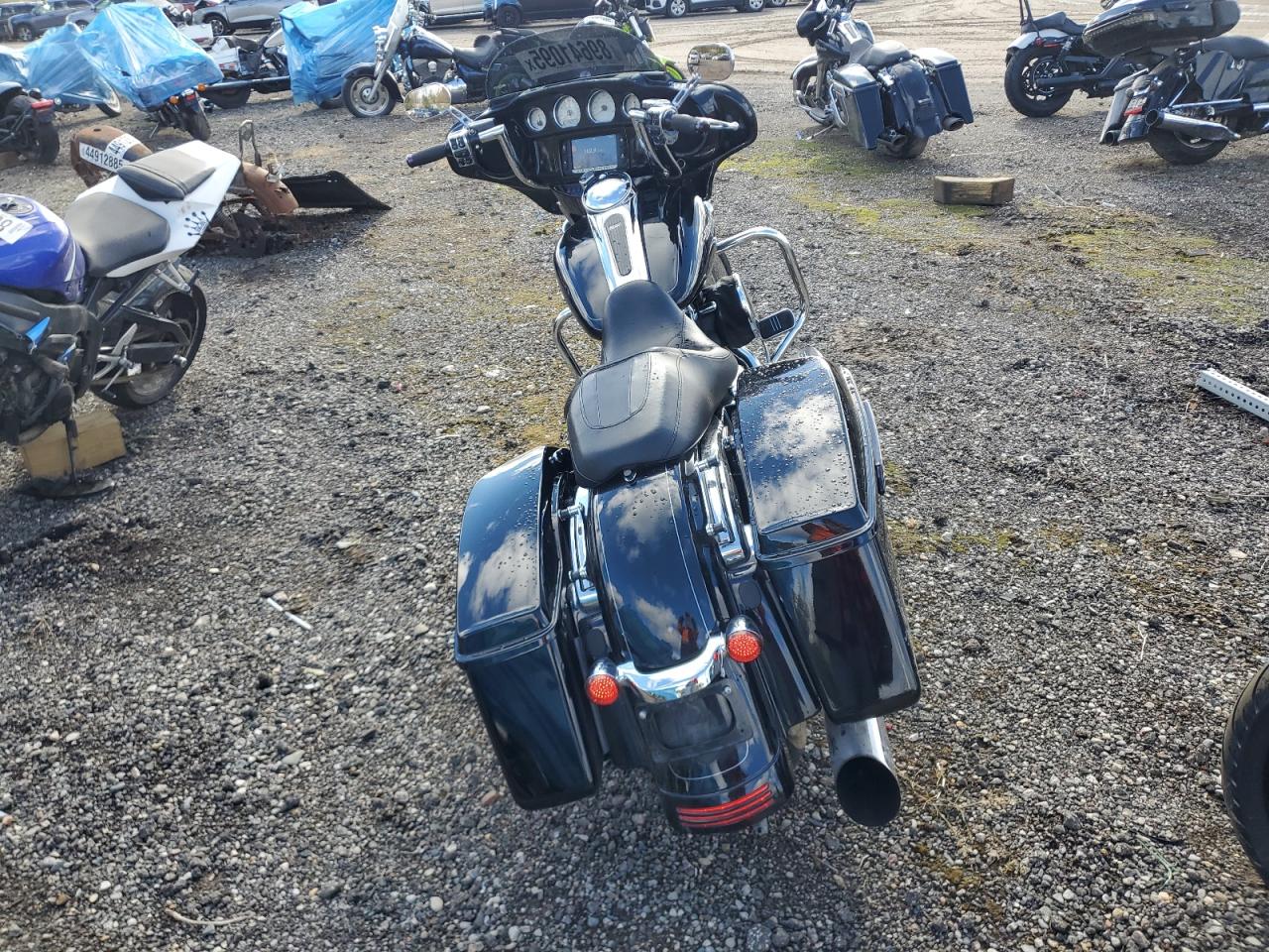 Harley-Davidson Fl Street Glide Special Image 9