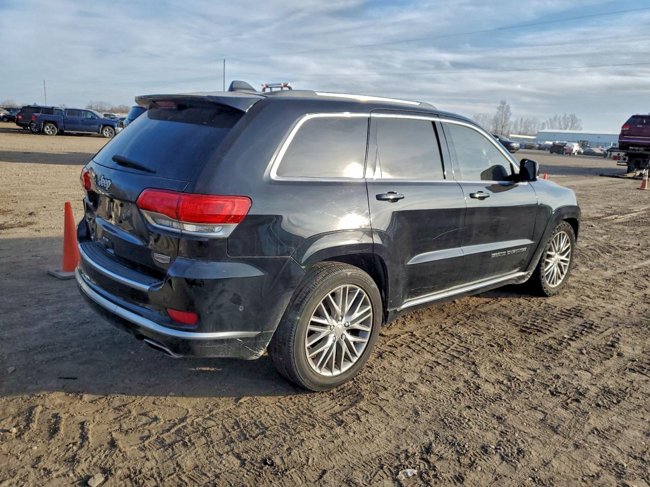 Jeep Grand Cherokee Summit Image 7